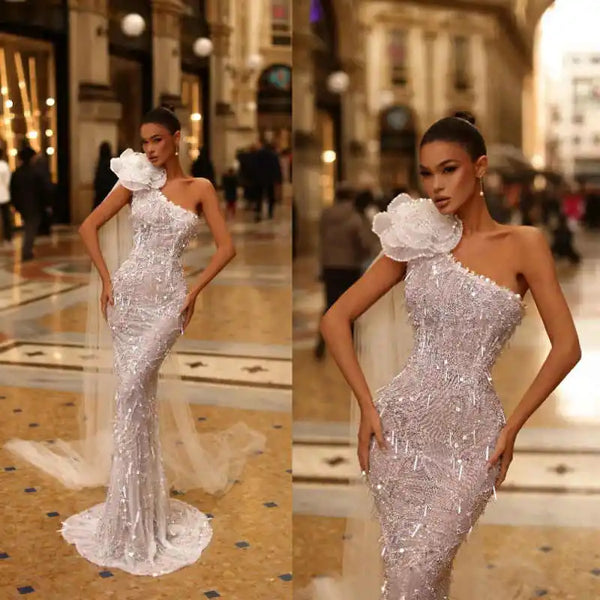 Vintage One Shoulder Wedding Dress Sexy Sequined Appliques Sleeveless Bridal Dress Floor Length Customized vestidos de novia
