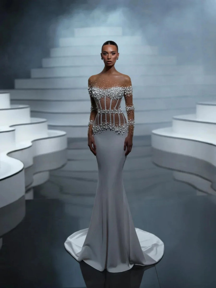 Elegant Pearls Beads Wedding Dresses Sexy Full Sleeve Wedding Dress Floor Length Satin Customized Bridal Gowns