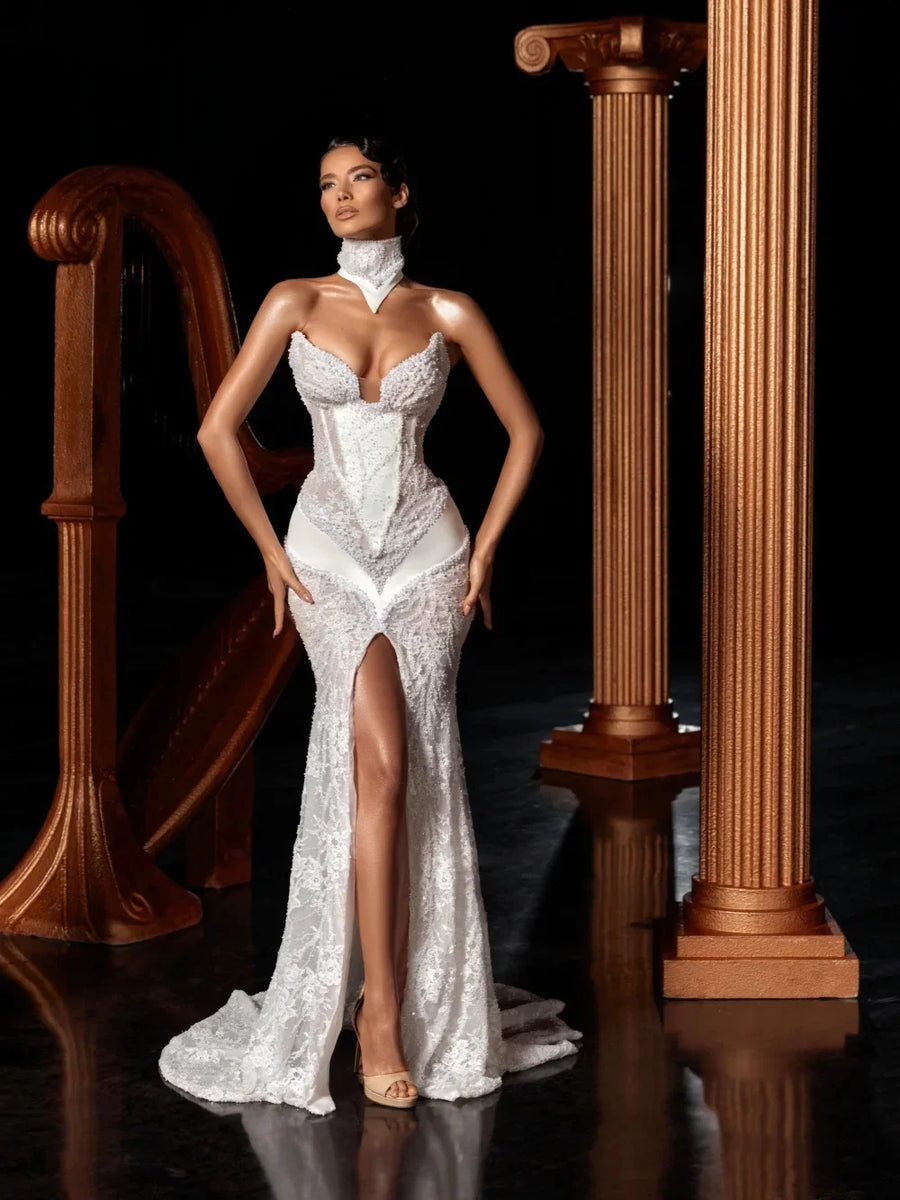 Exquisite Strapless Pearls Mermaid Wedding Dress Luxury Beaded Lace Bridal Dress High Slit Customized vestidos de novia