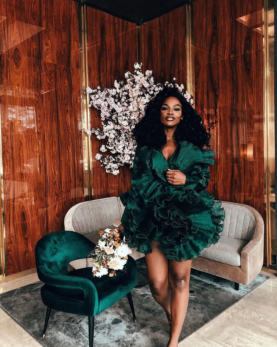 Floral A Line Party Dresses Sexy Sheer Layered Mini Prom Gowns Elegant Emerald Green Prom Dress with Sleeves Illusion